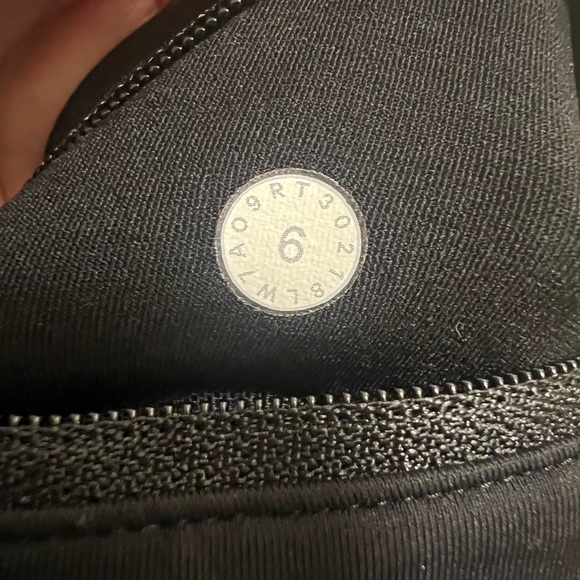 EUC Rare Lululemon SeaWheeze Edition Speed Up Shorts - Picture 4 of 5